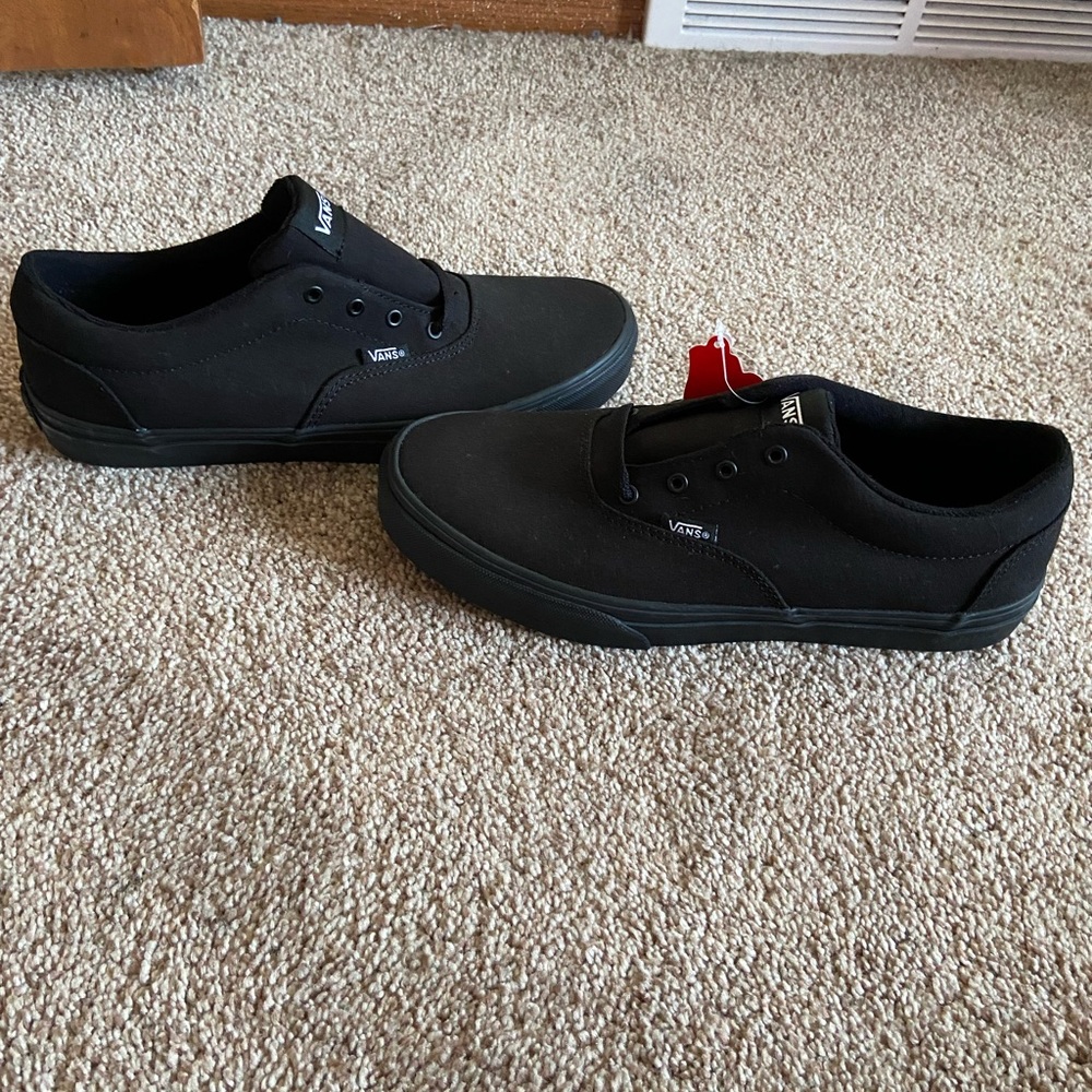 New big boys Vans. With tags never worn!!!